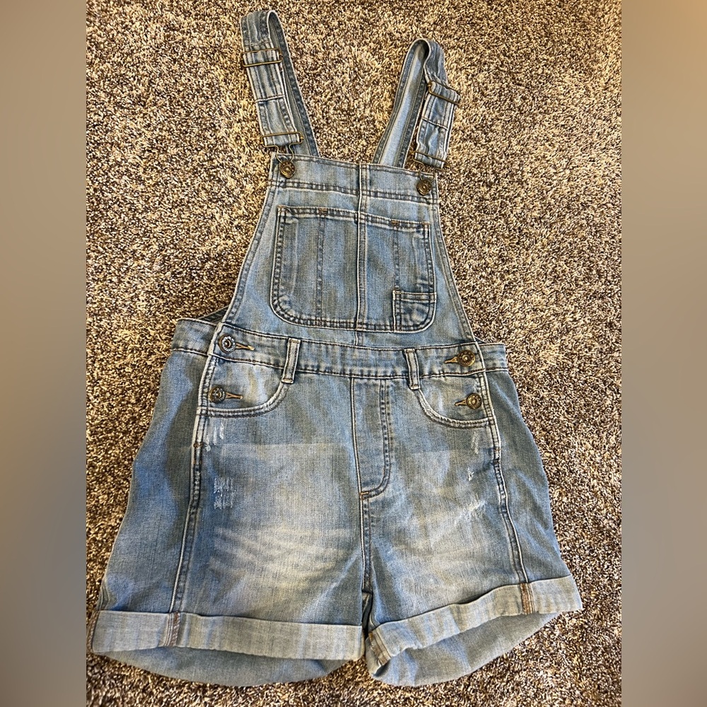 Free People short overalls size 25